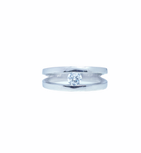 Load image into Gallery viewer, 9ct White Gold Brilliant Cut Split Band Cubic Engagement Wedding Ring Size N 1604618