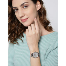 Load image into Gallery viewer, Daniel Klein Premium Watch DK12052-4 Worn Shot