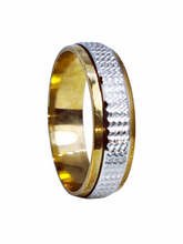 Load image into Gallery viewer, 9ct Two Tone Spinner Band Size Z 6.5mm 1304501 6.2g Diagonal Right
